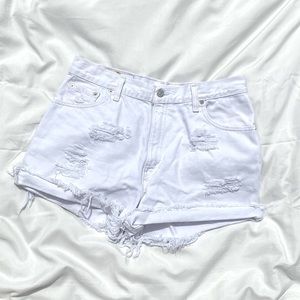 Levi high waisted shorts